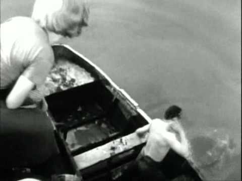 L&#039;Atalante (1934) Jean Vigo: l&#039;eau scene