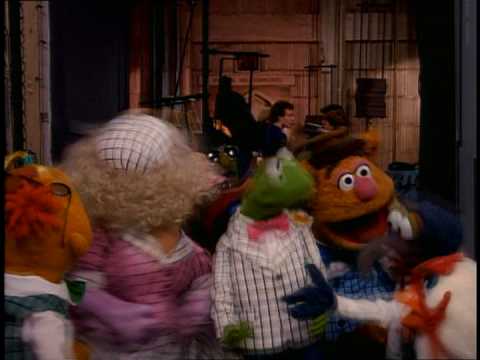 Muppets take Manhattan Movie Trailer Cinema