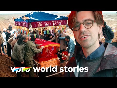 How in China death rituals like ghost marriage are celebrated | VPRO Documentary
