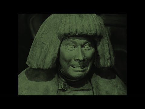 Clip from 4k restoration of &quot;The Golem: How He Came into the World&quot; - 1920 - German Bluray