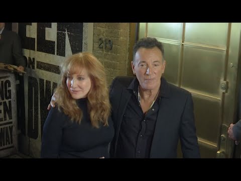 Springsteen kicks off Broadway run