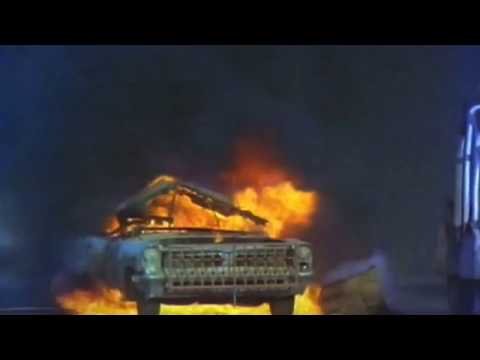 Pazza Corsa Furiosa - clip da Il Giustiziere della Strada by Film&amp;Clips