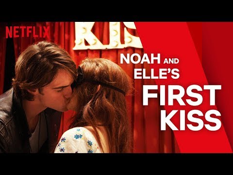 The Kissing Booth | Noah and Elle&#039;s First Kiss | Netflix